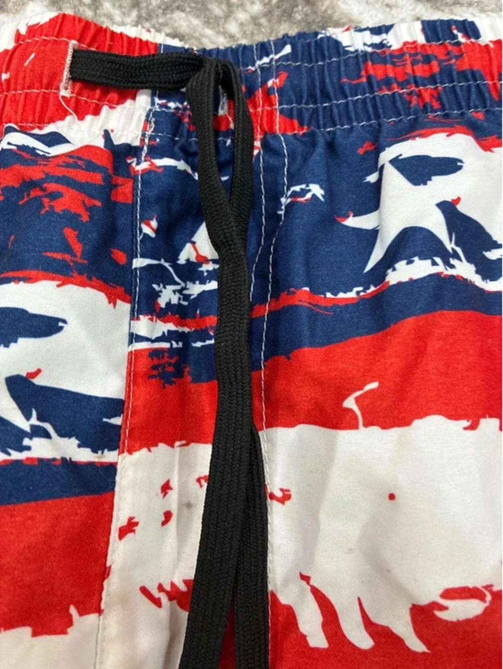 Men’s swim shorts size large